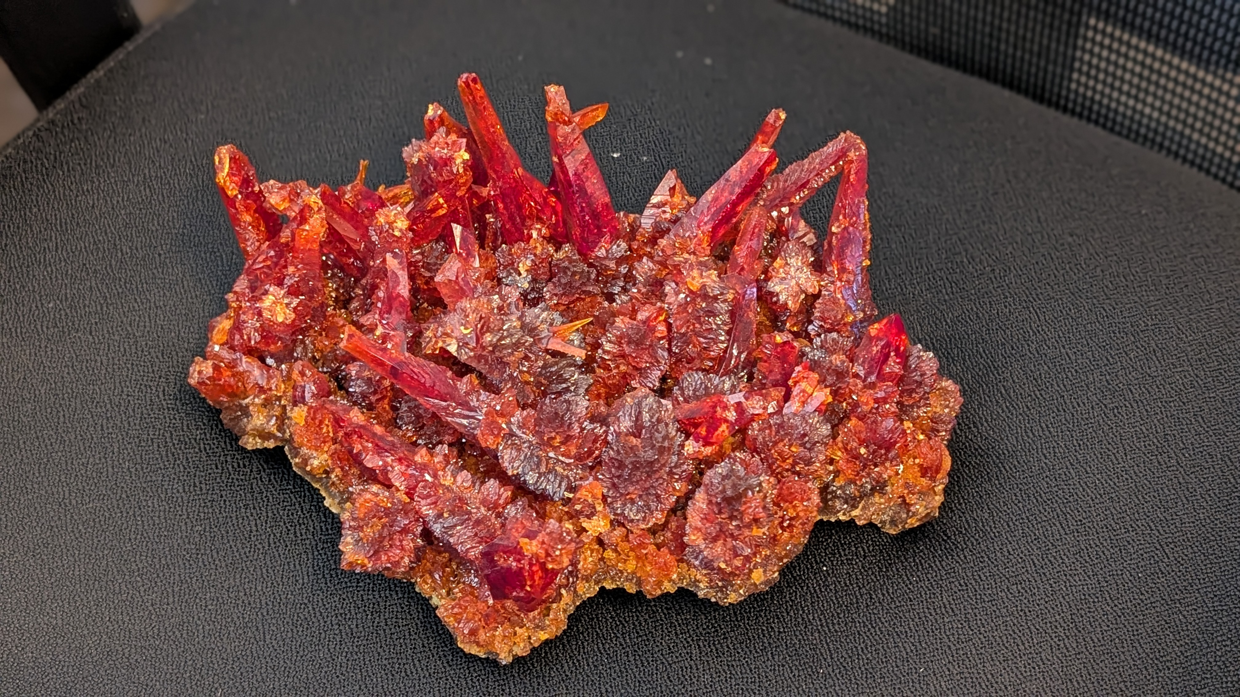 Zincite - Cathedral of Fire, Monumental Crimson Spire Cluster