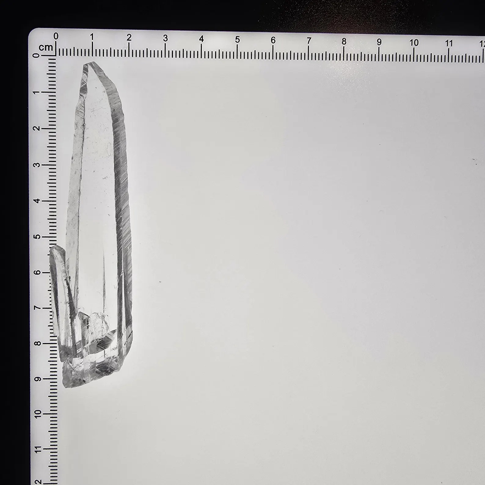 Nifontovite – Exceptional Gem-Clear Elongated Prismatic Crystal