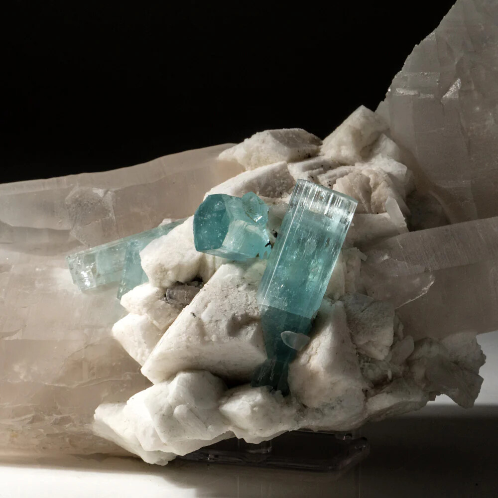 Aquamarine on Quartz with Microcline and Apatite