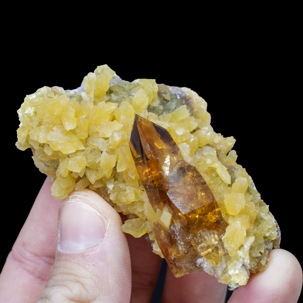 Baryte on Calcite – Honey-Amber Tabular Crystal on Golden Calcite Matrix, Elk Creek Classic