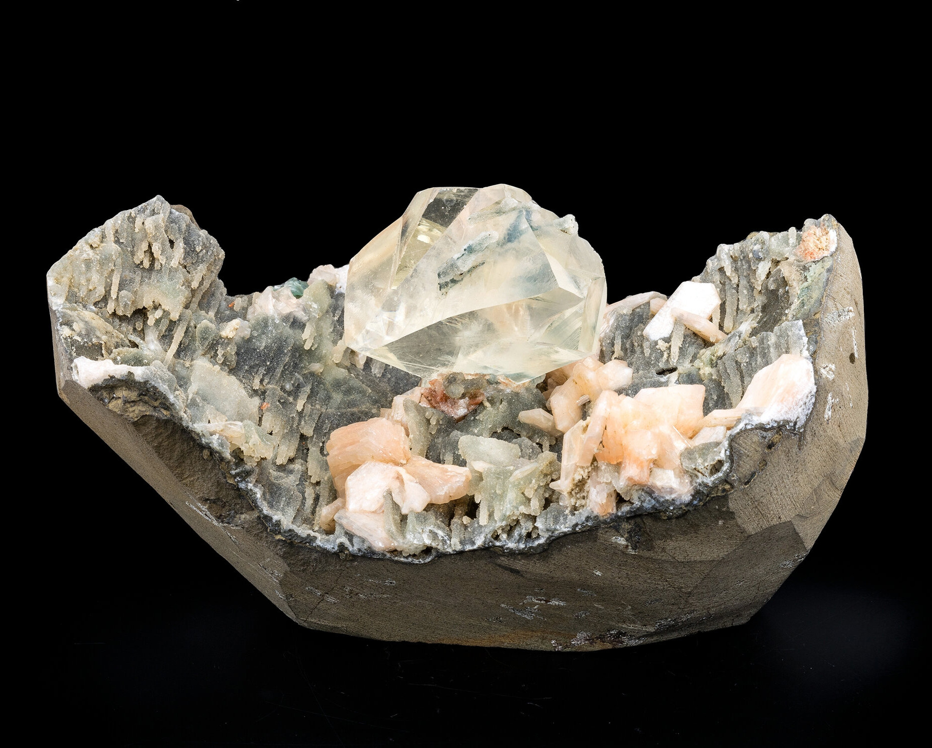 Calcite with Stilbite on Quartz – Glassy Transparent Calcite Crystal in Zeolite Matrix