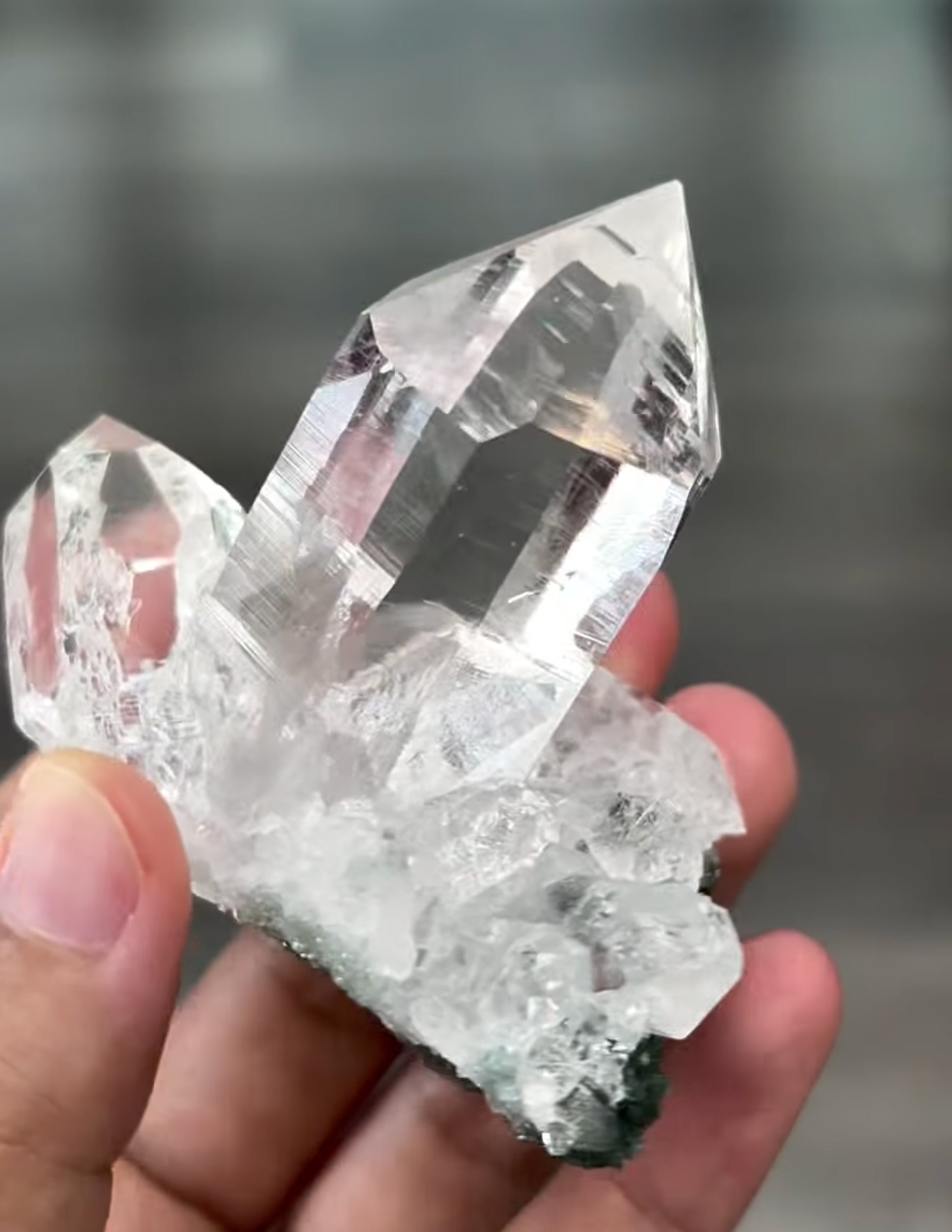 Quartz – Flawlessly Clear Bright Lustrous Centered Crystal on Aesthetic Matrix