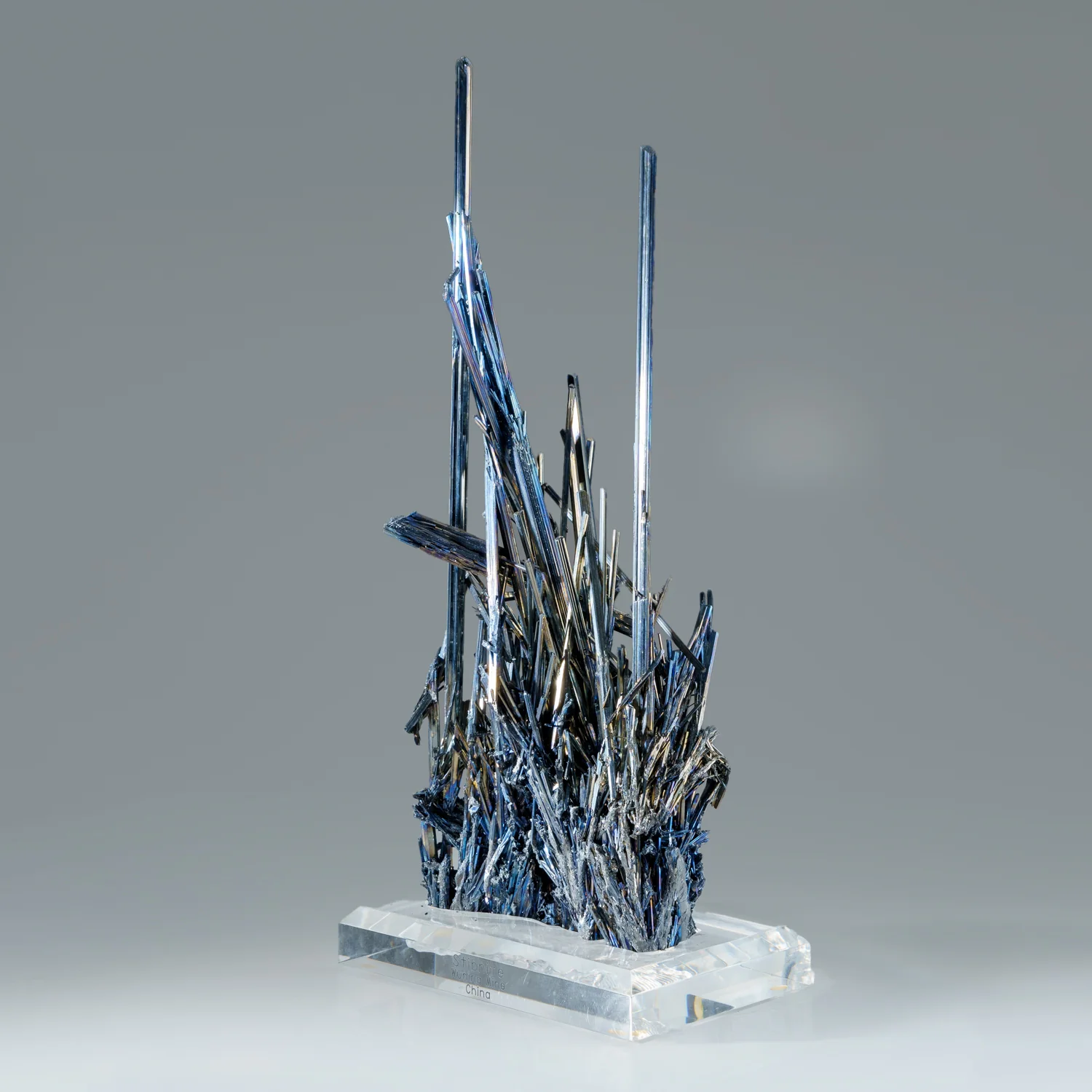 Stibnite Cluster with Long Terminations