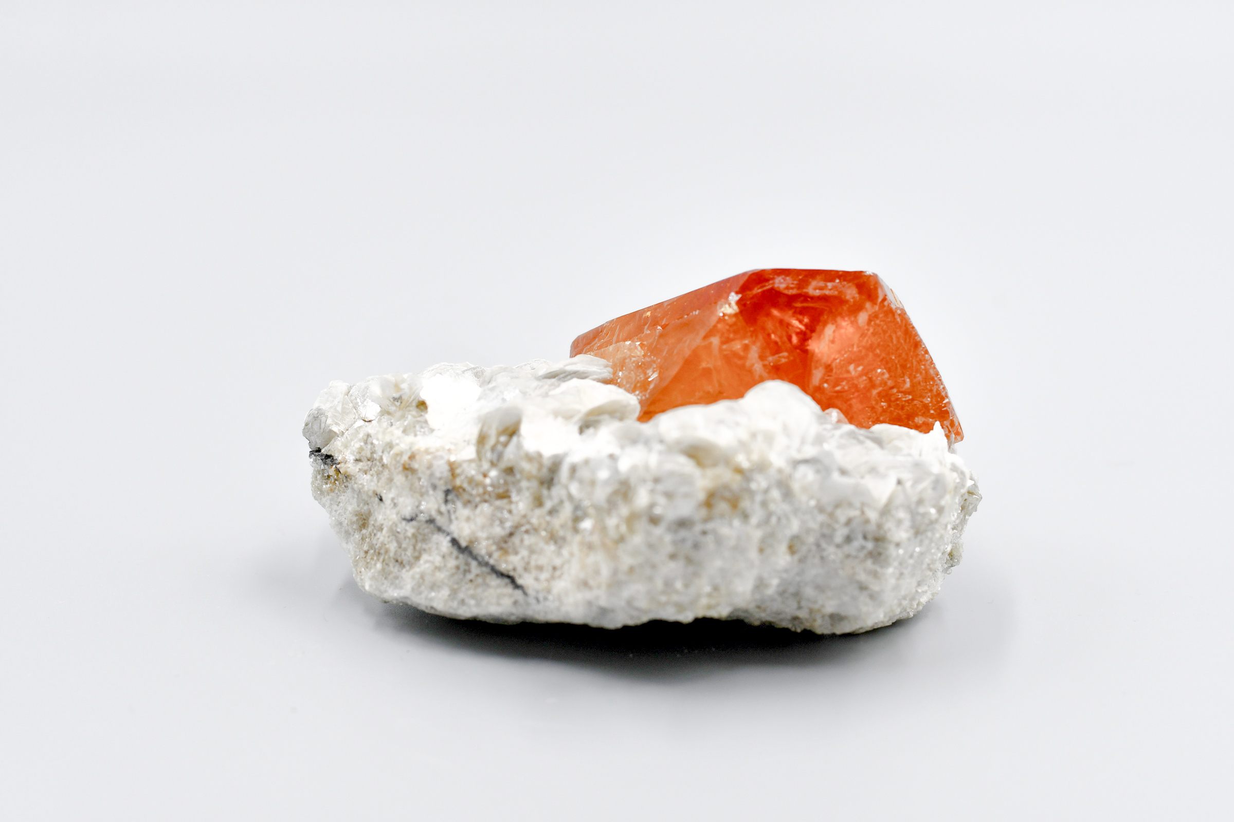 Gem Scheelite on Muscovite - Red Pocket